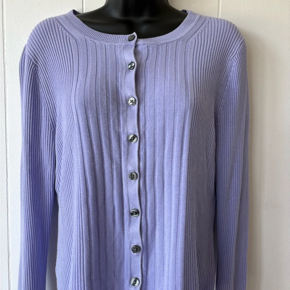 Banana Republic Lilac Ribbed Front-Button Cardigan | Size Medium - Picture 4 of 9